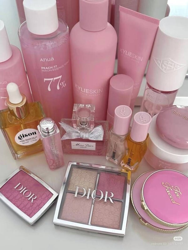 20 balls + 8 free gifts