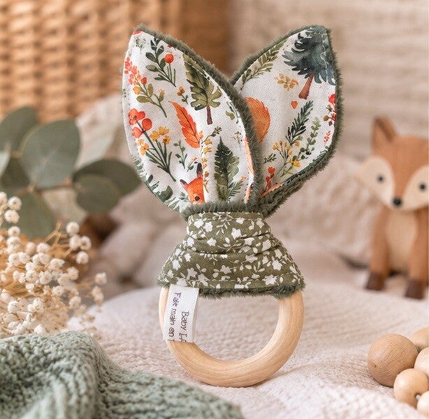 Anneau de préhension bébé en bois et tissu – Création artisanale – Cadeau naissance, Collection Promenade en forêt