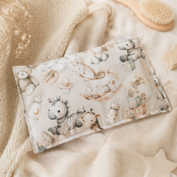 Bouillotte sèche artisanale déhoussable – Création faite main – Modèle Jouets de bébé