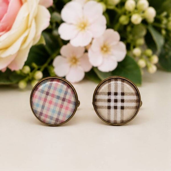 Boutons de manchette illustrés à carreaux – Élégance Tartan – Création artisanale