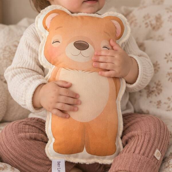 Coussin doudou bébé artisanal – Compagnon douceur fait main – Cadeau naissance – Modèle Petut ours câlin