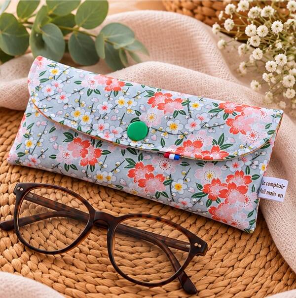 Etui à lunettes en tissu – Modèle Fleurs de cerisier orange – Fabrication artisanale française