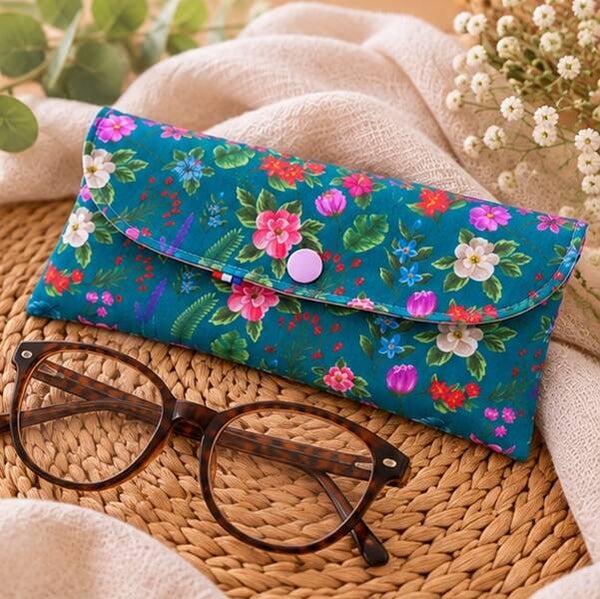 Etui à lunettes en tissu – Modèle Jardin enchanté – Fabrication artisanale française