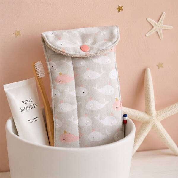Pochette à brosse à dents enfant – Baleines – Création artisanale