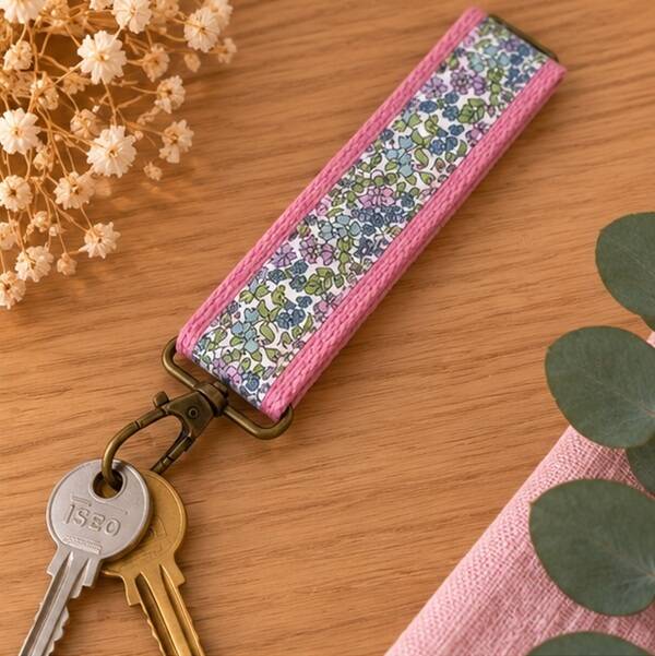 Porte-clés en tissu fleuri – Jardin Anglais – Porte-clés dragonne