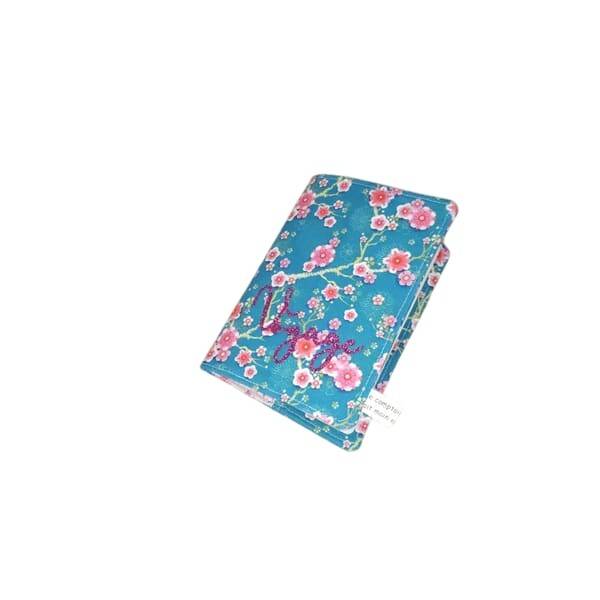 Protège passeport, Accessoire de voyage, Modèle Fleurs de cerisier fuchsia