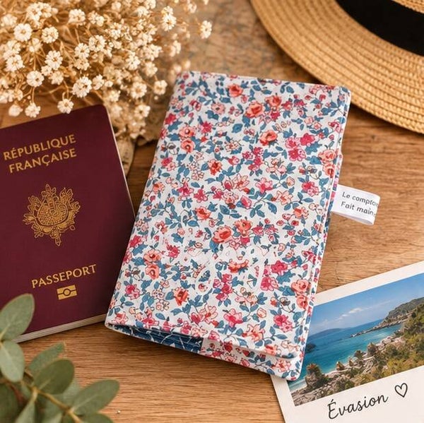 Protège-passeport en tissu – Jardin de fleurettes