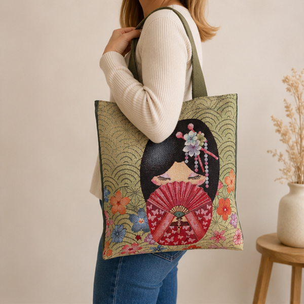 Sacs tote bags cousus main | Kokeshi kaki | Créations artisanales en tissu