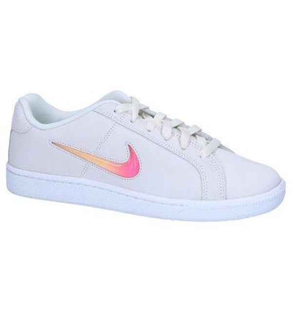 Beige Sneakers Nike Court Royale