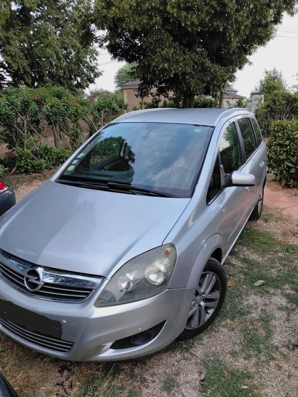 Opel ZAFIRA 7 places