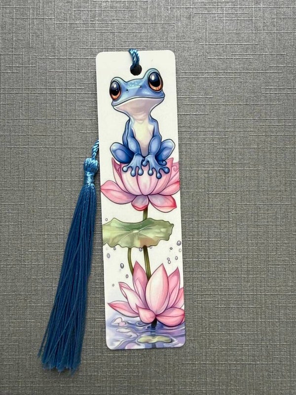 Boekenlegger met kikker op lelie