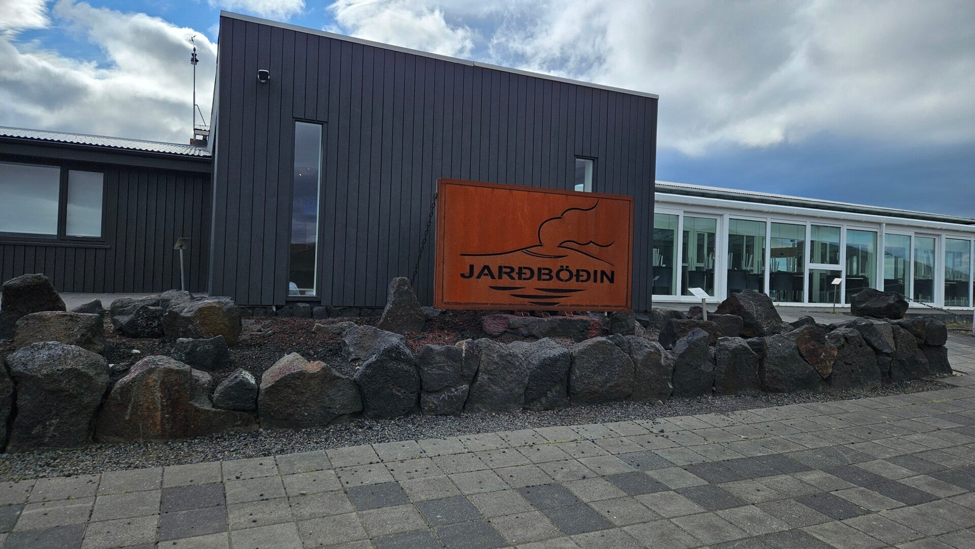 20250827_121334-standard.jpg