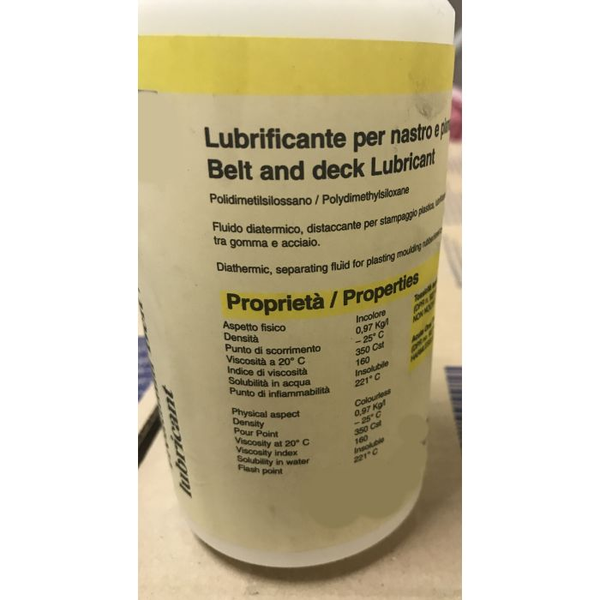 Lubrificante per tapis roulant tipo Technogym, per manutenzione tapis roulant e attrezzi fitness - Polidimetilsilossano - formato 250ml