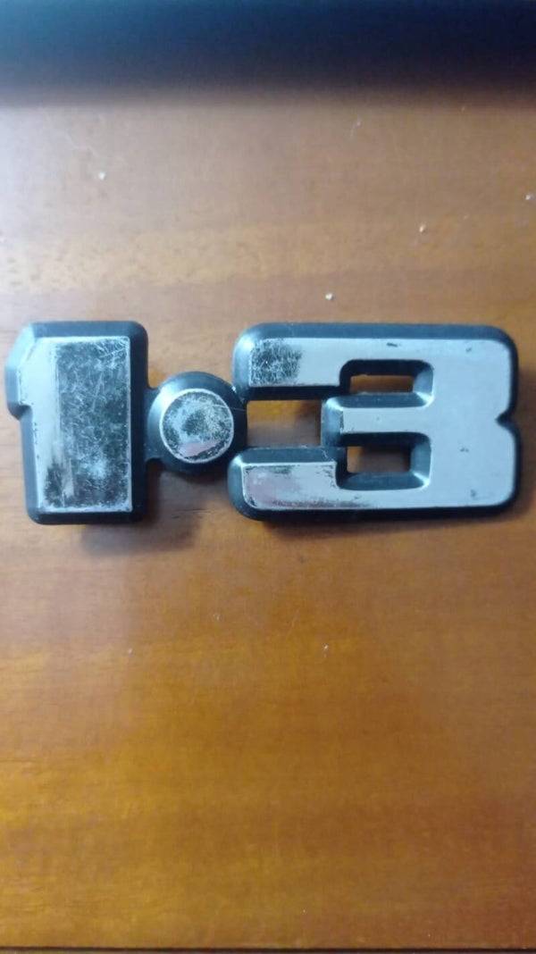 FREGIO STEMMA SCRITTA IN PLASTICA 1.3 (VOLKSWAGEN)