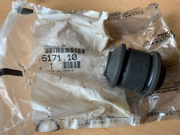 SUPPORTO BRACCIO SOSPENSIONE ANTERIORE PEUGEOT 205/309 5171.10 ORIGINALE