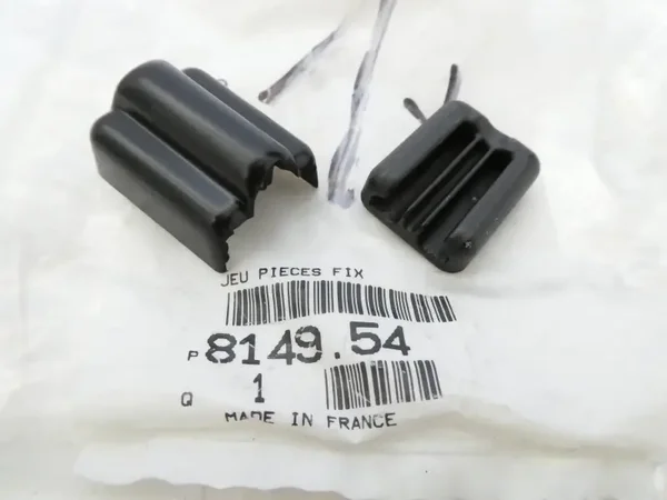 CLIP FISSAGGIO SPECCHIO RETROVISORE PEUGEOT 205 8149.54 ORIGINALE