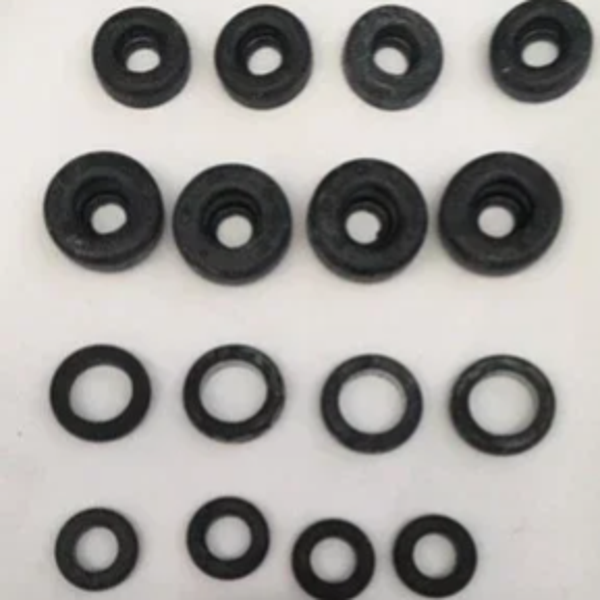 KIT GOMMINI PINZA FRENO ANTERIORE FIAT 126 9916 AKRON