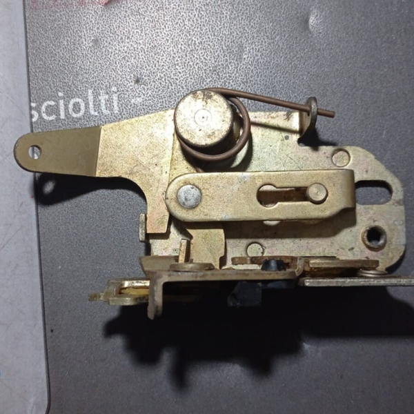 SERRATURA ANTERIORE SINISTRA CITROEN VISA