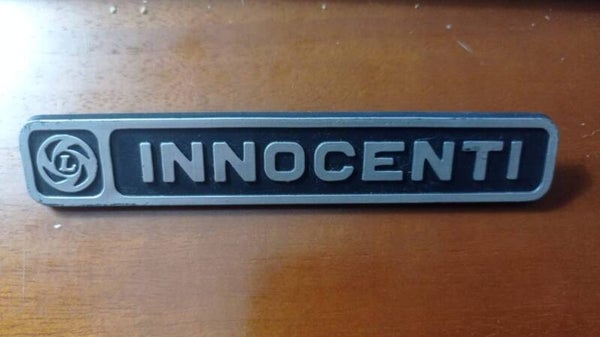 FREGIO STEMMA SCRITTA IN PLASTICA INNOCENTI