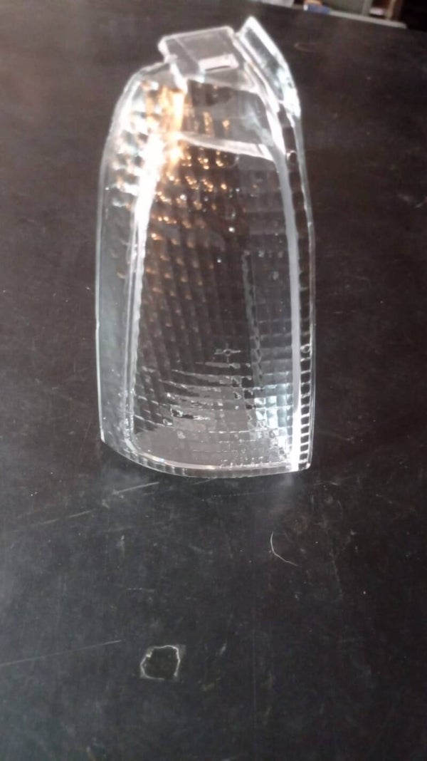 TRASPARENTE GEMMA FANALINO ANTERIORE DESTRO ALFA 164 FINO AL 1992