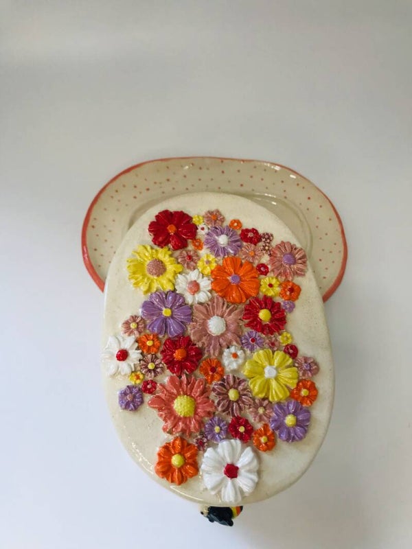 Beurrier ovale tout fleuri