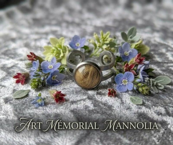 Bague argenté ajustable 84$ (cabochon 10mm)