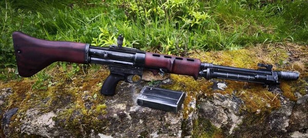 FG 42 TYPE 2 manoeuvrable