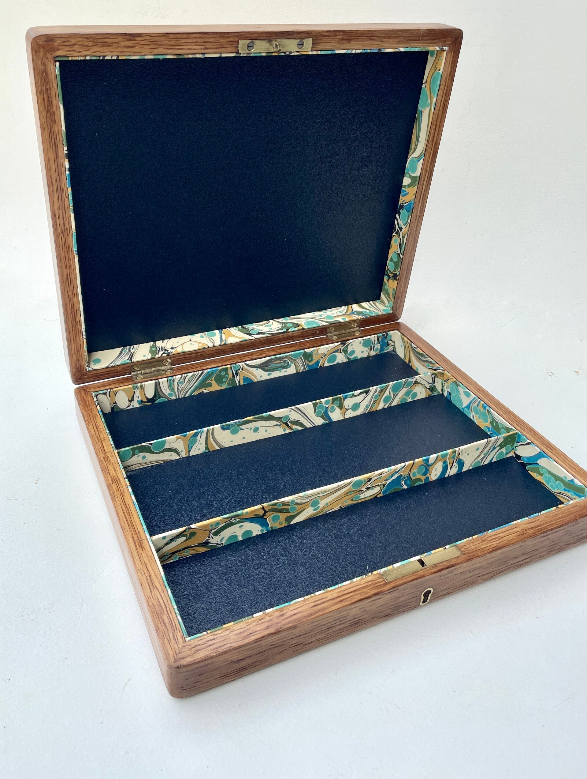 Restored English Oak (veneer) Artist Box/Jewellery Box, Small Sewing Box or Desk Furniture
