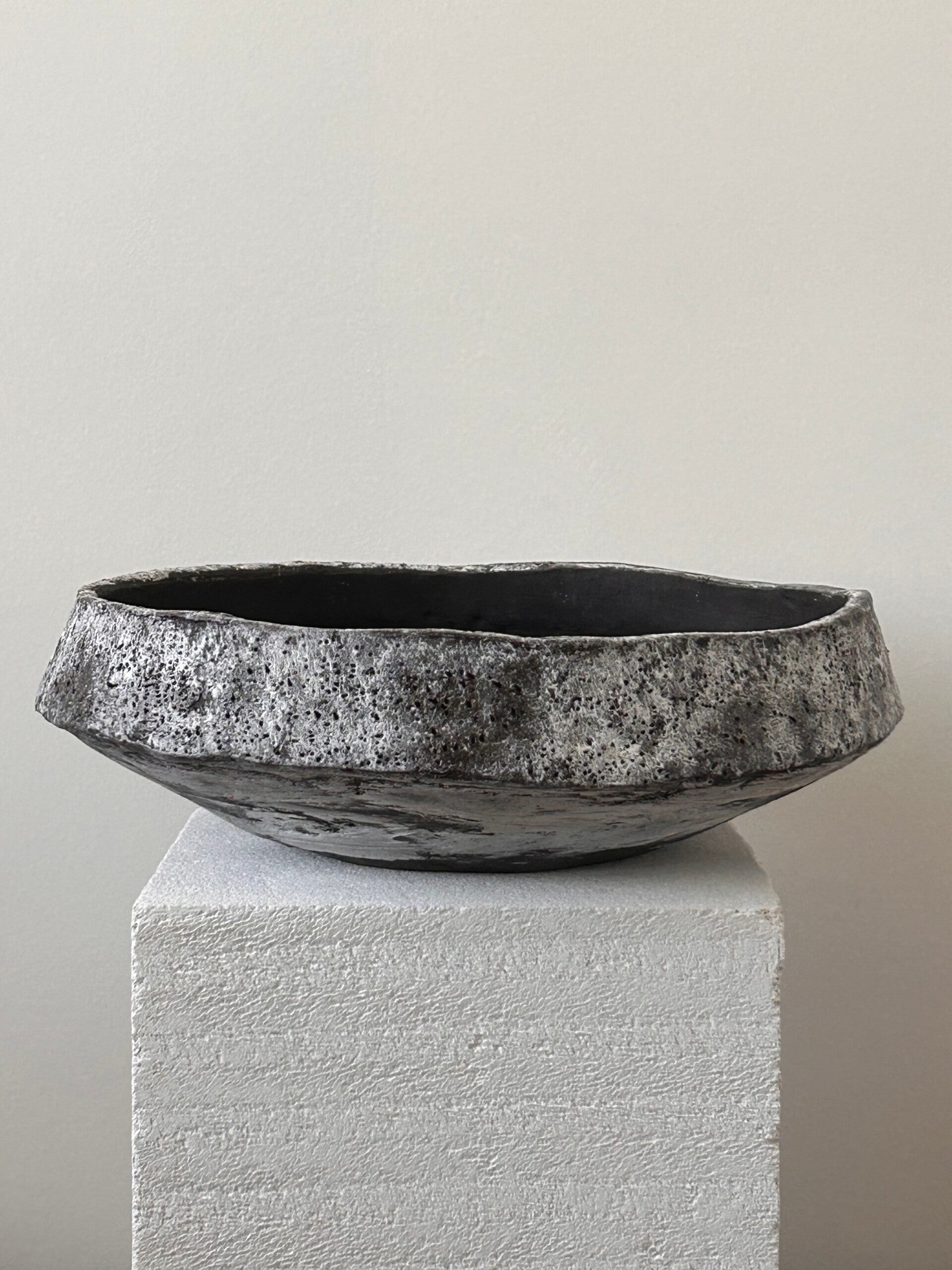 Phiale  d 30 cm  x 9 cm