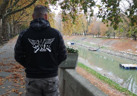 Sluntswear, streetwear and urban clothing based in Hungary, custom hand screen printed tops avaiable within Europe. Shop now, Dare2Swear.com