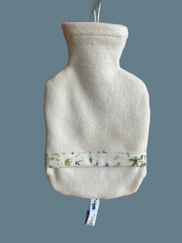 Kinderwärmflasche mit Bezug aus Baumwollfleece