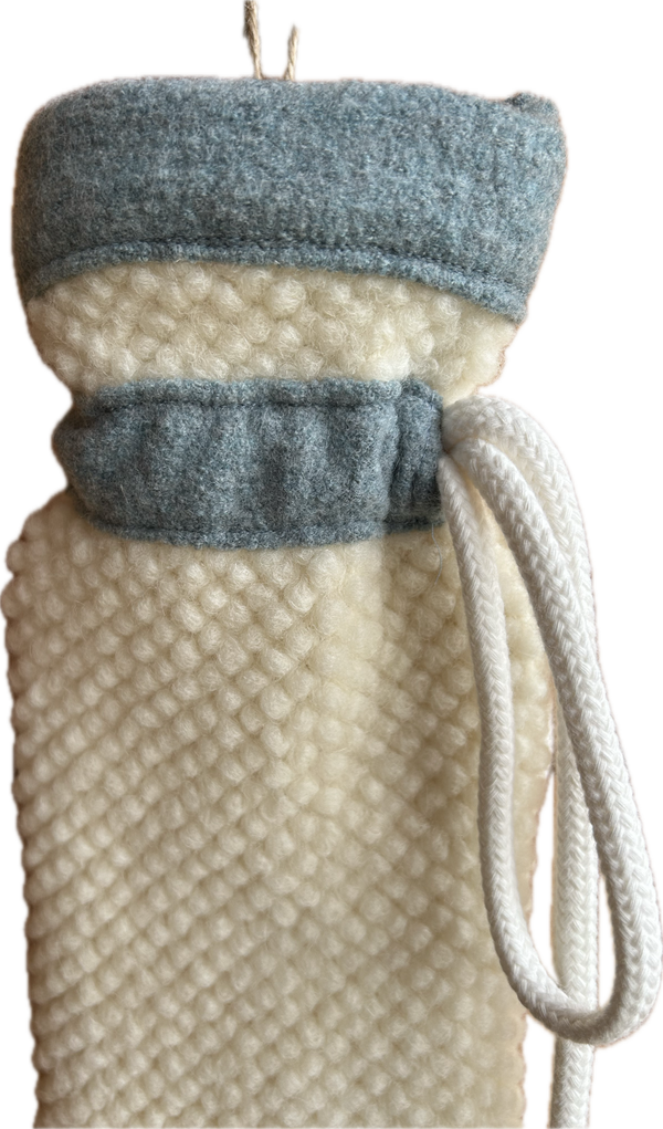 Wärmflasche Longi mit Bezug aus Bubble Teddy natur