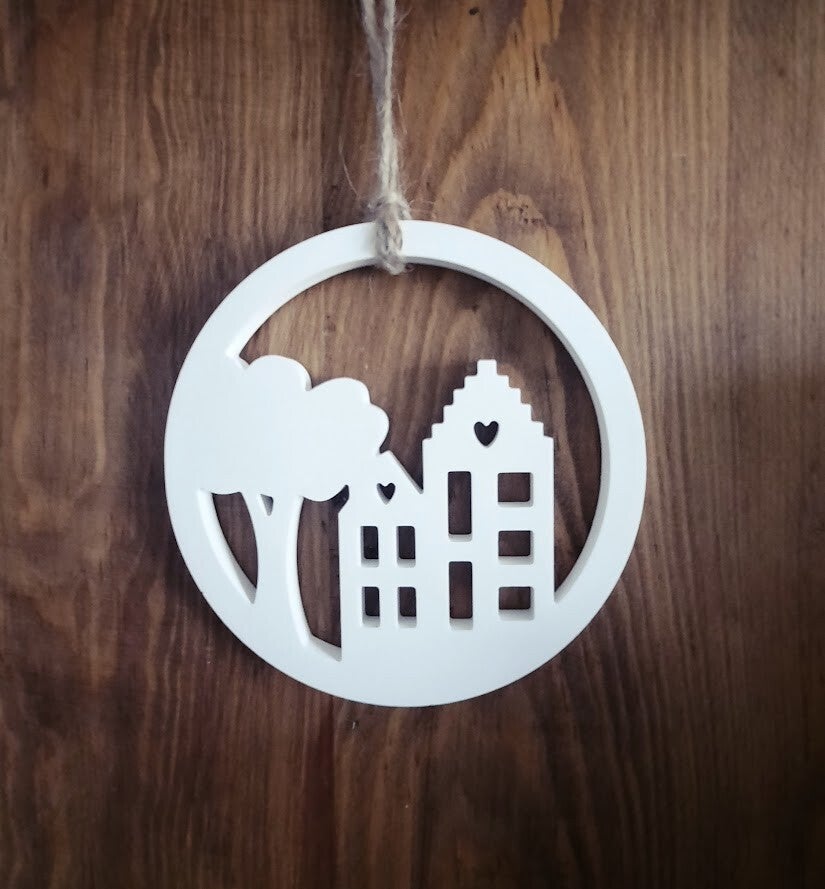 Loop mit Häuser mit Baum