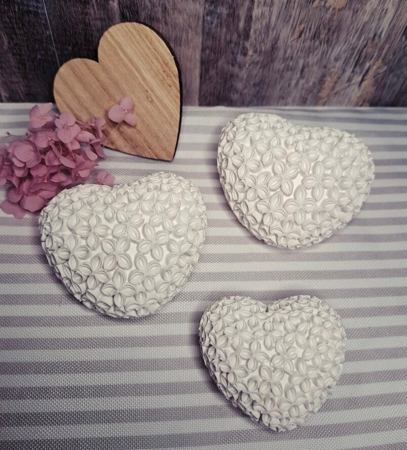 Florale Herzen in 3 Größen