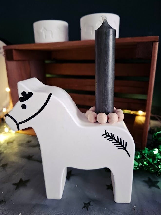 Dala-Pferd Kerzenhalter - nordisches Licht & zeitlose Gemütlichkeit