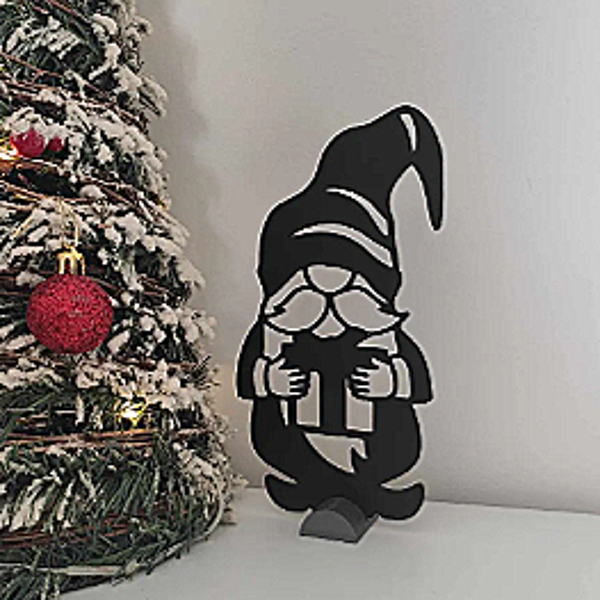 Gnome avec un cadeau