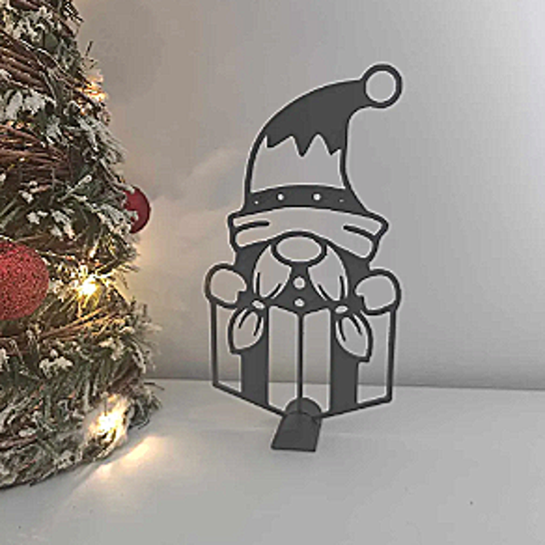 Gnome dans le cadeau