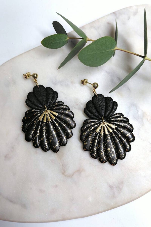 Black & Gold season