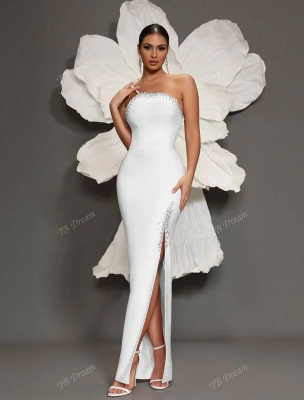 Robe moulante à une bretelle