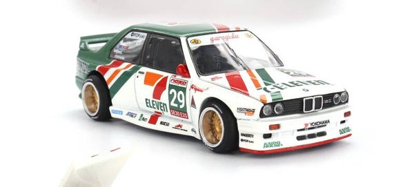 PRE-ORDER MINI GT 1/64  KIADO HOUSE BMW M3 (E30) KAIDO WORKS LARRY CHEN V1
