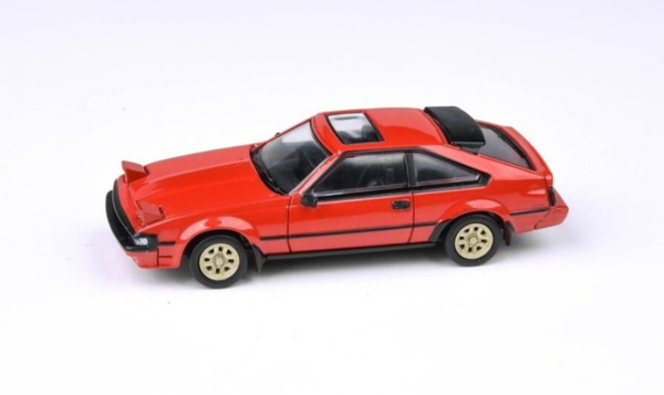 PARA64 1/64 1984 TOYOTA CELICA XX POP UP LIGHTS (UP)