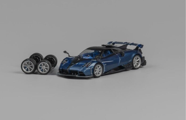 CM MODELS 1/64 PAGANI IMOLA BLUE CARBON + EXTRA SET OF STANCE WHEELS AND TYRES