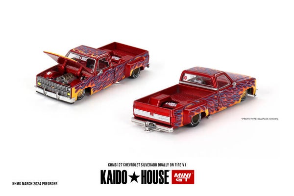 MINI GT 1/64  KIADO HOUSE CHEVROLET SILVERADO DUALLY ON FIRE V1