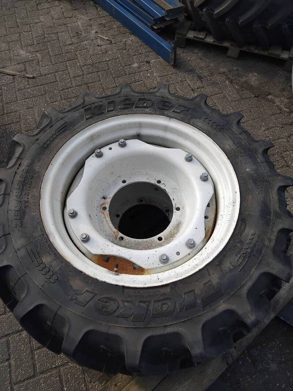 Kleber 280/85 R24