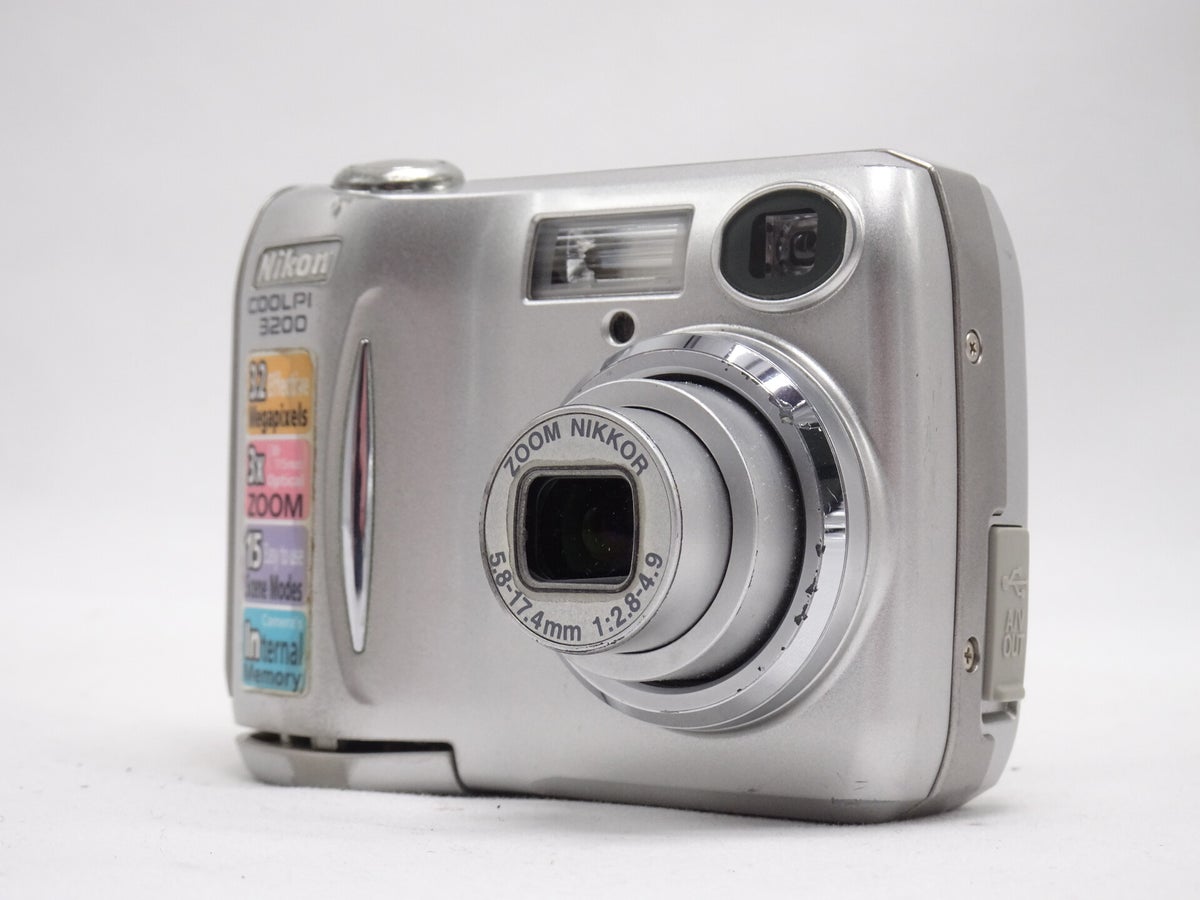 Nikon Coolpix 3200 DutchFilmShooters