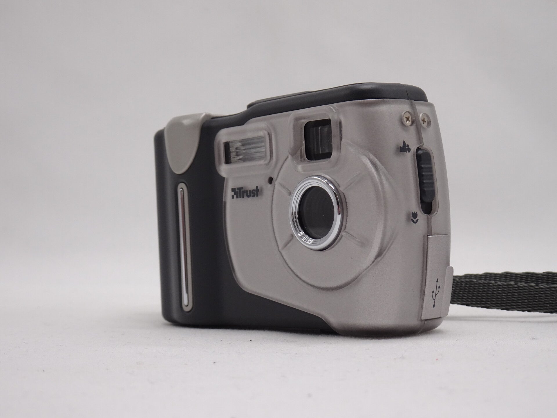 Trust 350Fs Powerc@m Flash