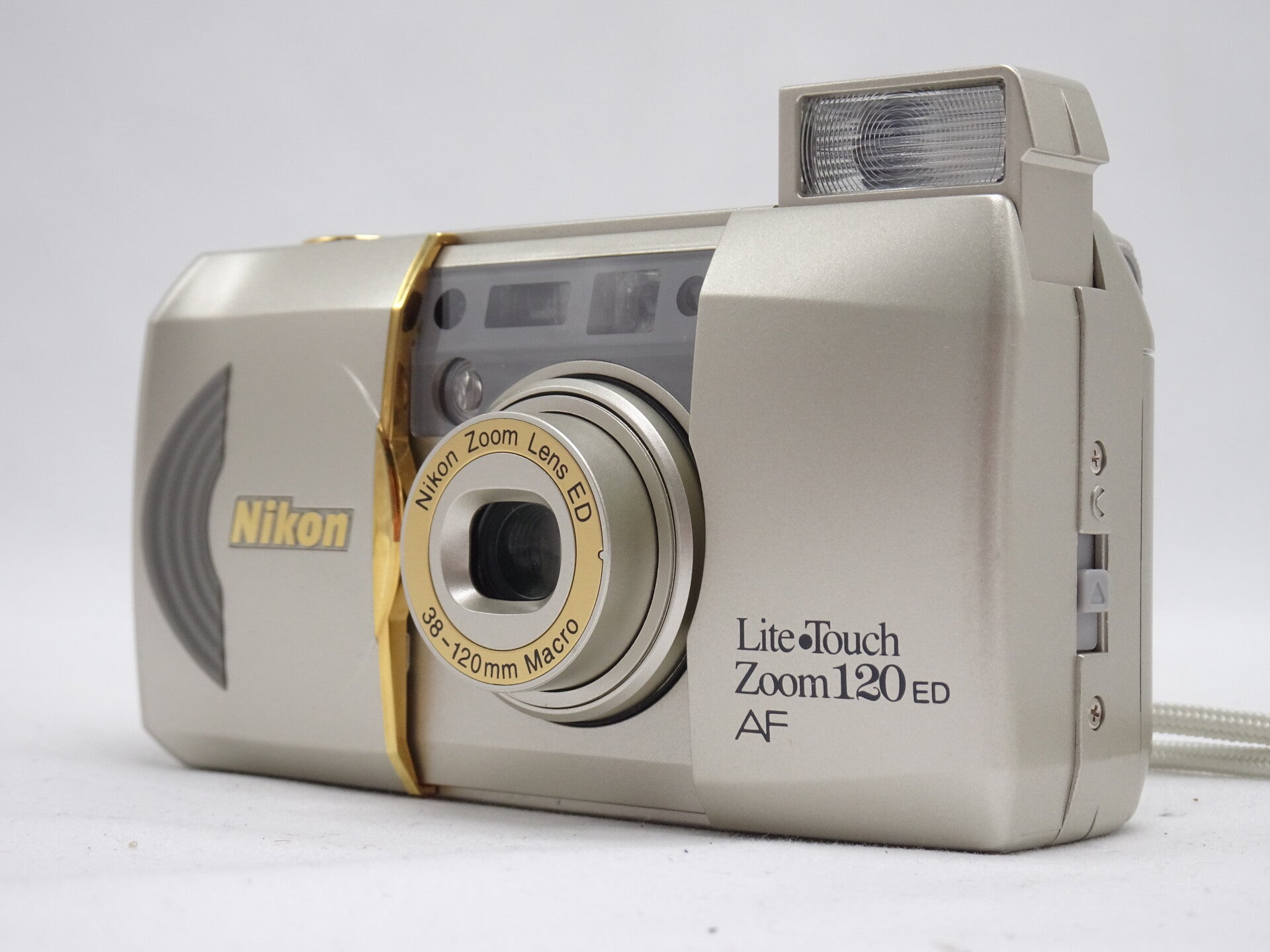 ☆完動品☆　Nikon Lite Touch Zoom 120 ED AF Nikon Lite Touch Zoom 120 ED AF | DutchFilmShooters