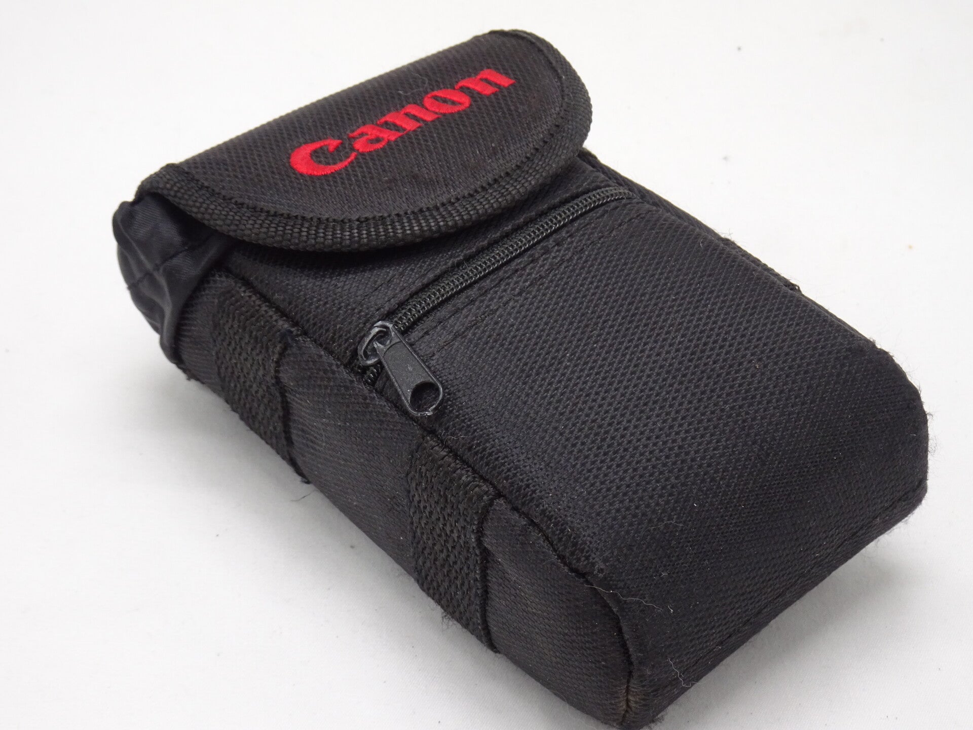 Canon camera pouch