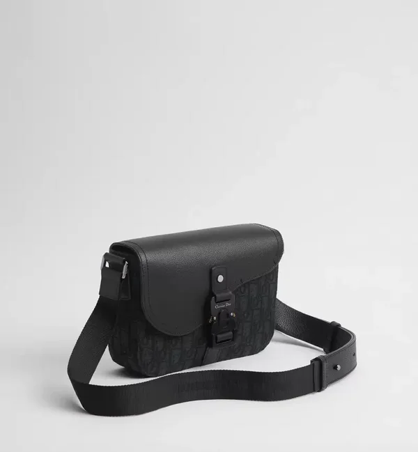 Sac Messenger à rabat Saddle Small Dior