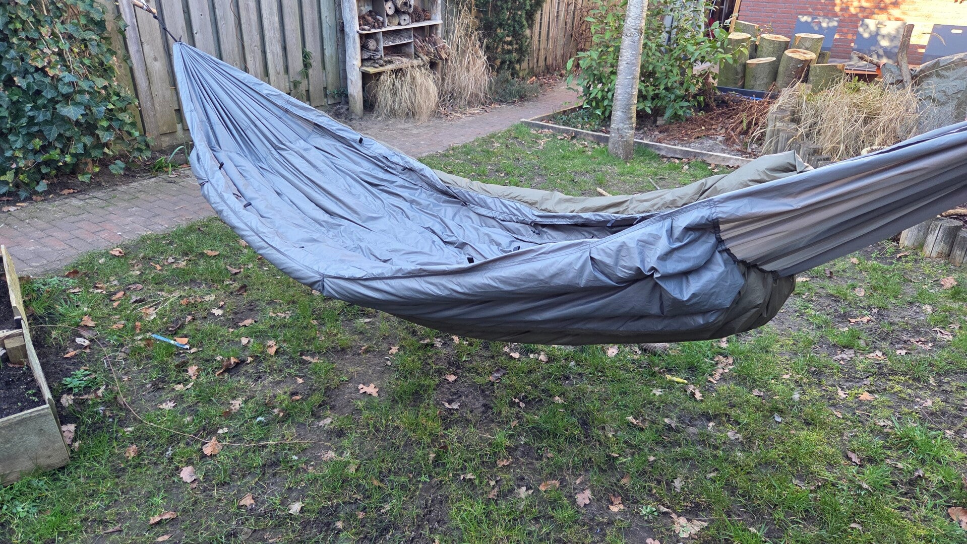 Differential cut hangmat donzen underquilt